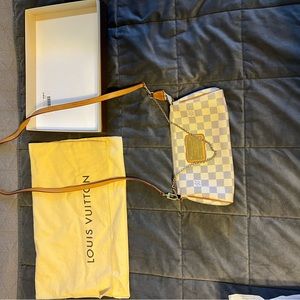 Used, Pallas chain mono noir discontinued real Louis Vuitton bag.